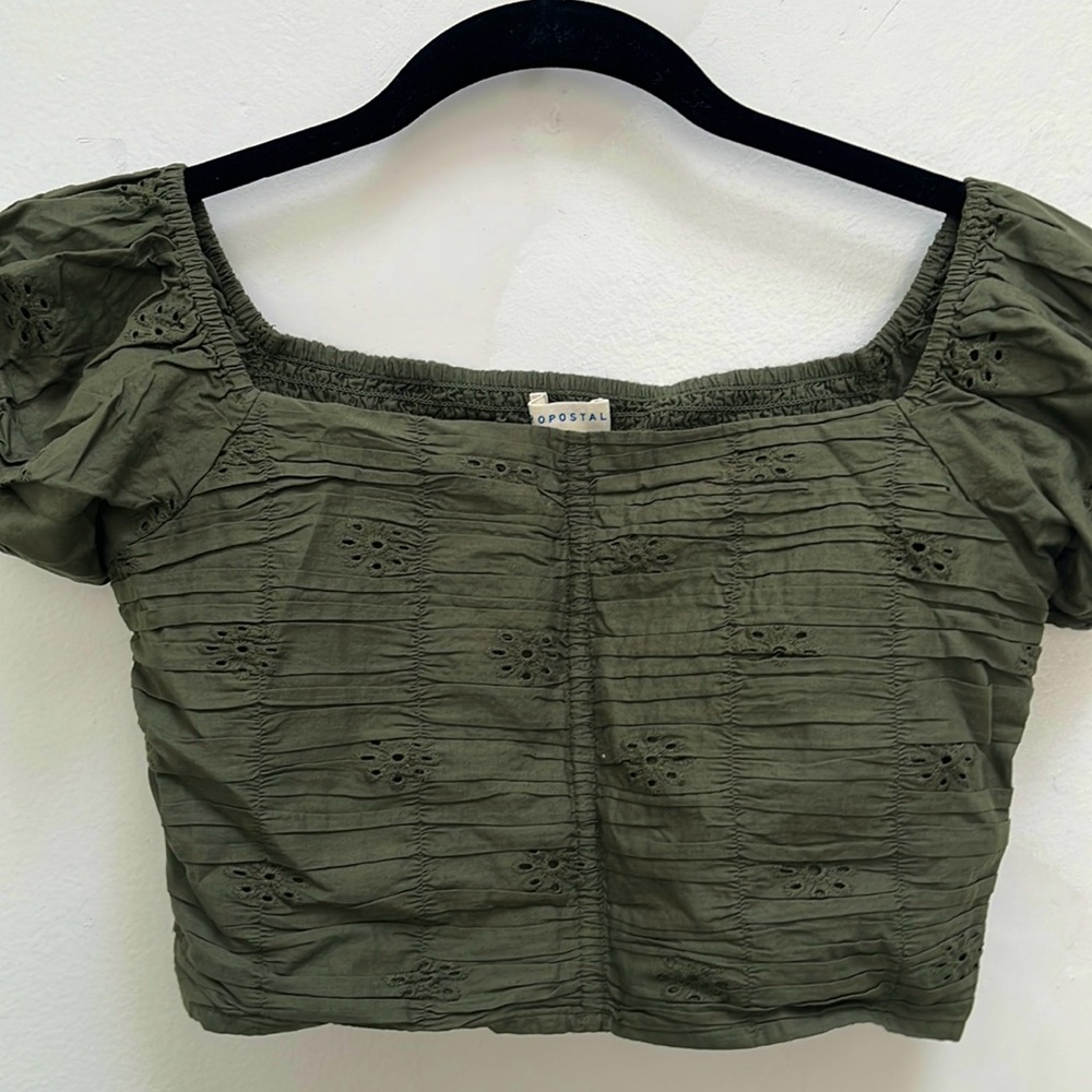 Aeropostale Cropped Blouse